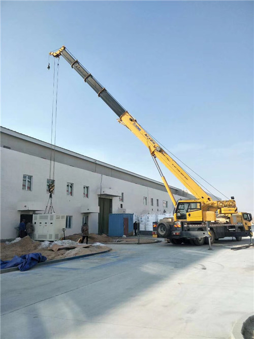 大同区“超载就喊停”—— 吊车的 “重量保镖” 技术